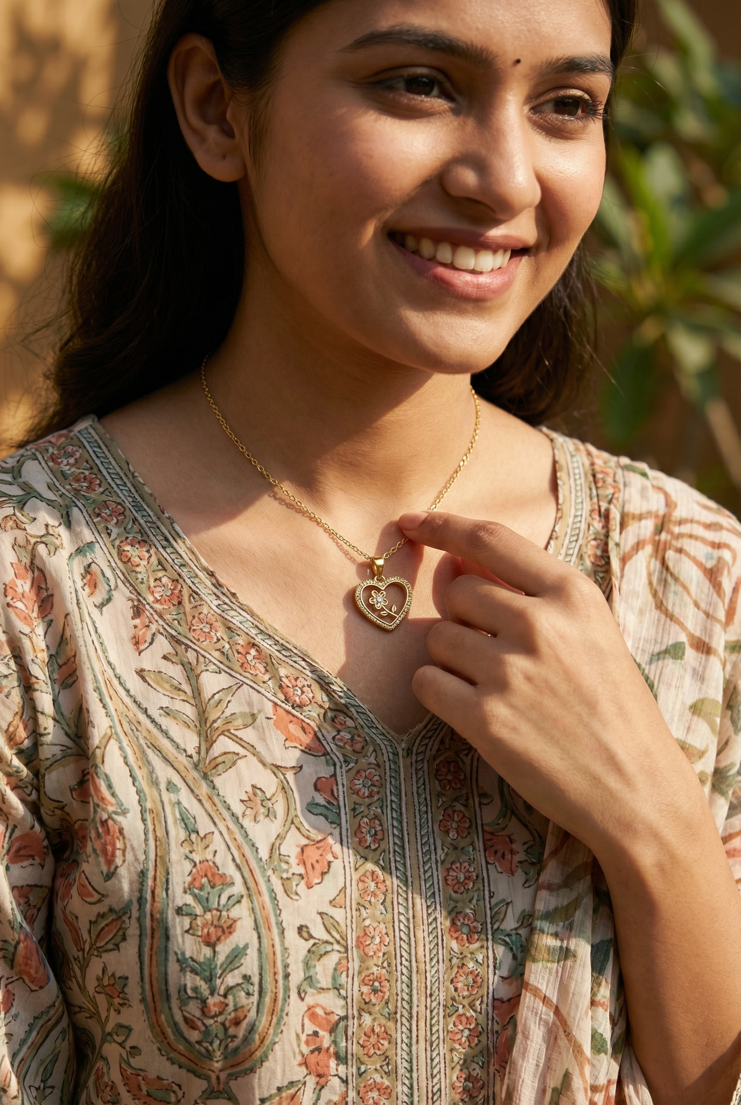 Gulabelle Necklace 🌸