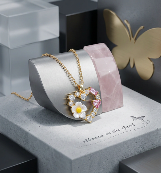 Daiselle Necklace 🌼