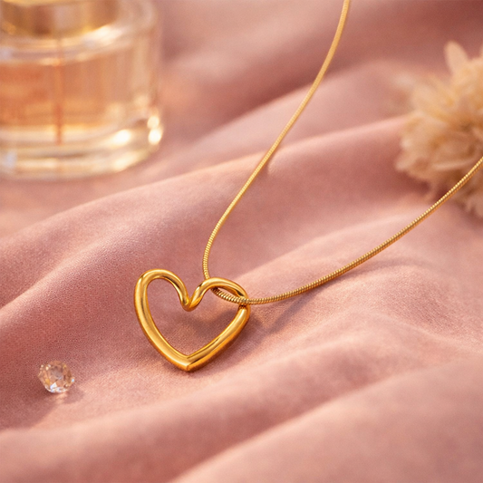 Amorette Necklace 💛