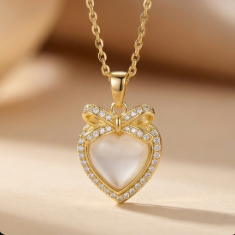 Moonlit Necklace 🤍