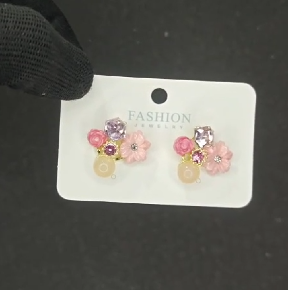 Rosetta Earrings 🌸