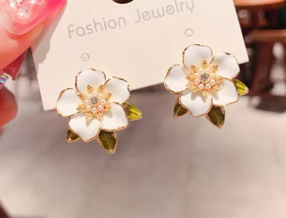 Camellia Earrings 🌿