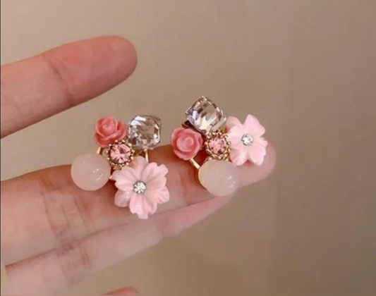 Rosetta Earrings 🌸