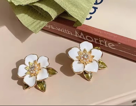 Camellia Earrings 🌿